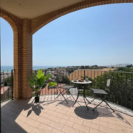 Re Del Mare - Wi-fi Parking Terrace Porto SantʼElpidio